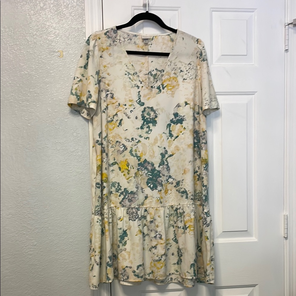 Watercolor Floral Print Shift Dress